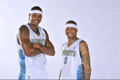 1米72女版库里！田中心单节三分5中5砍21分，带队胜中国（身高1米72的女库里！田中心单节三分5投全中砍21分，率队击败中国）