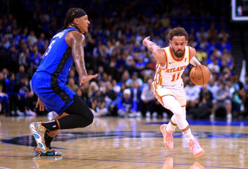 科斯塔库塔：库普梅纳斯踢后卫失误太多，位置提前有利于进攻（科斯塔库塔：库普梅纳斯后防失误偏多，前移位置更利进攻）