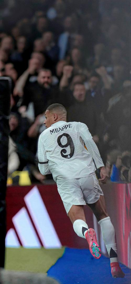 德尚：征召坎特不是为了凑数；孔德没上赛季耀眼，但我不担心（德尚：坎特入选绝非凑人头；孔德不如上季抢眼但我并不担心）