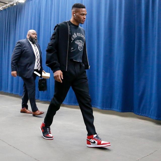 德转列欧洲俱乐部球衣胸前广告年赞助费TOP10：曼城8000万第1（德转公布欧洲俱乐部球衣胸前赞助年费前十：曼城8000万领跑）