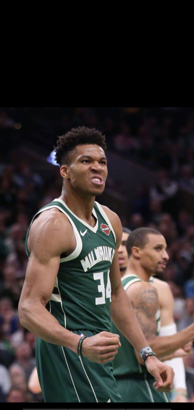 布兰特：我不是21岁了，需考虑未来；世界杯？我专注于多特（布兰特：不再是21岁，得为未来打算；世界杯？当下只专注多特）