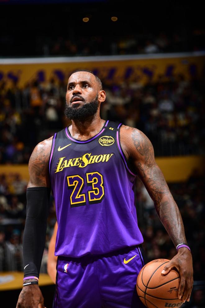 萌神认证，库里：科尔曾用瓜迪奥拉的传控理念指导我们（库里透露：科尔曾以瓜迪奥拉的传控理念执教我们）