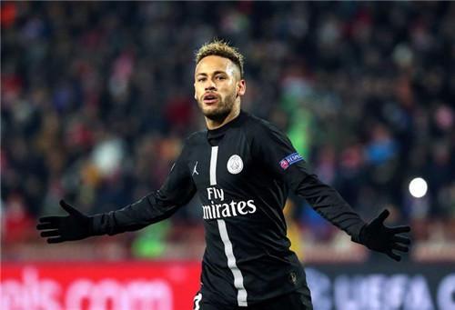 山东100-93青岛4利好！高诗岩游刃有余，谢智杰蜕变，陈林坚好使（山东100-93击败青岛，四大亮点：高诗岩从容掌控，谢智杰完成蜕变，陈林坚表现给力）