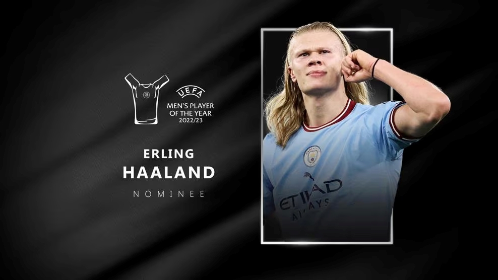 继伊尔马兹之后，奥斯梅恩是第二位欧冠戴帽的加拉塔萨雷球员（奥斯梅恩继伊尔马兹之后，成为加拉塔萨雷欧冠第二位上演帽子戏法的球员）