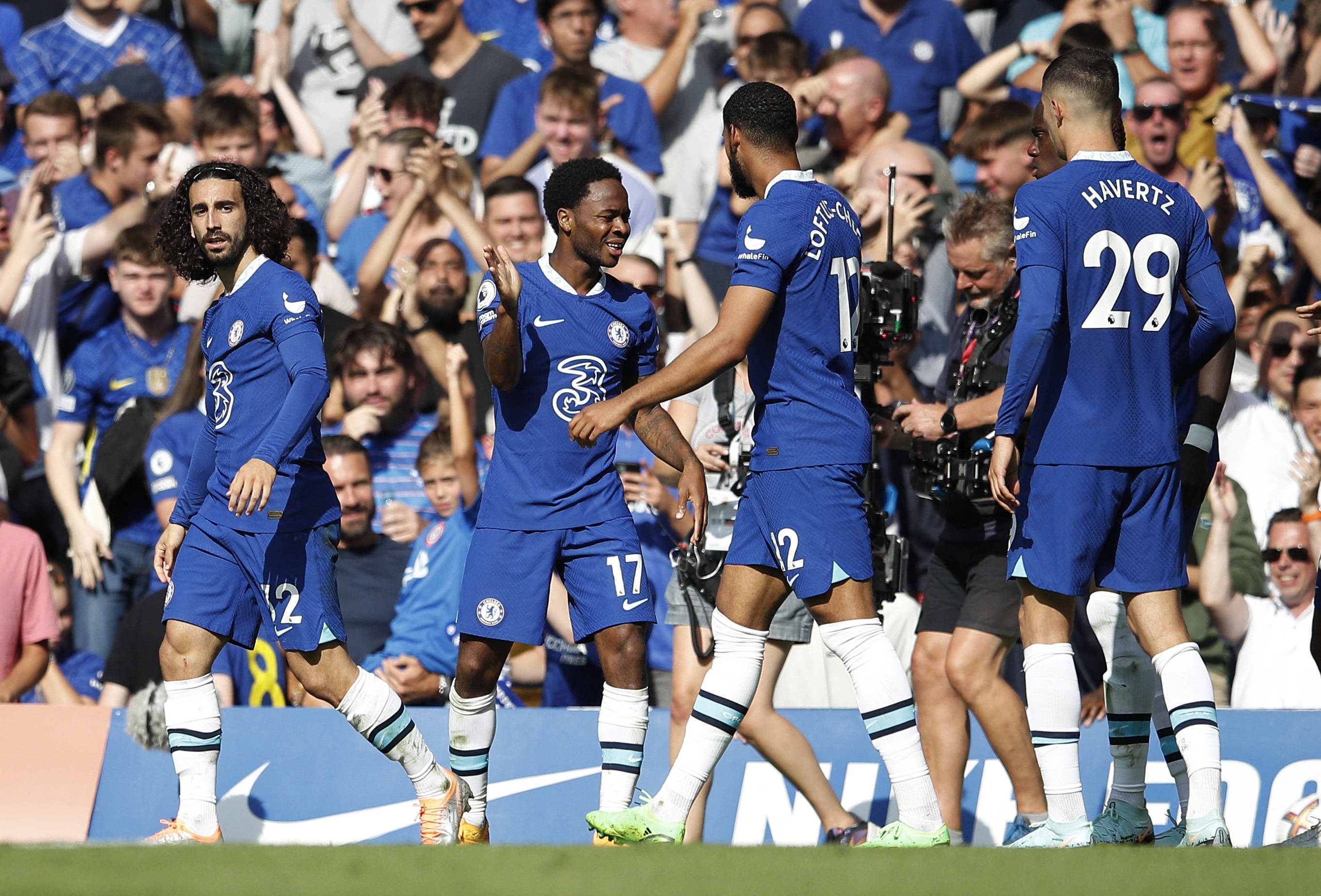 英超首次助攻，吉滕斯本赛季各项赛事助攻数为切尔西队内最多（英超处子助攻！吉滕斯本季各项助攻数领跑切尔西）